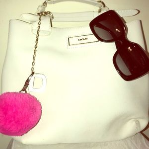 Chic and cute DKNY white purse